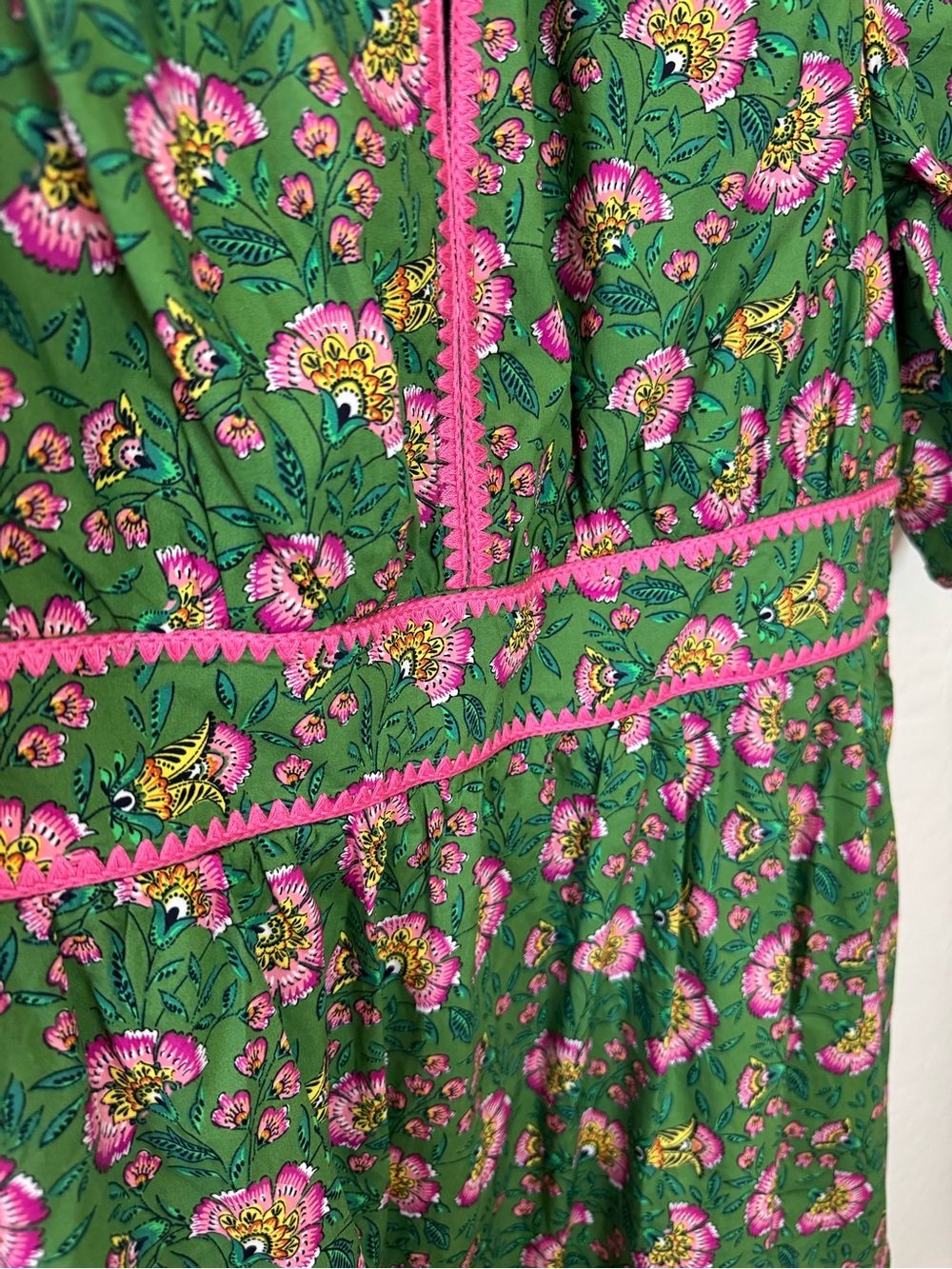 Boden Green Floral-Print Embroidered Midi Dress with Pink Trim - Picture 5 of 8
